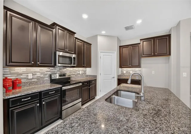 Photo 3 of Single family home for sale at 16836 Whisper Elm St, Wimauma, FL 33598 | MLS# TB8548349 | Listing updated on 2026-09-18