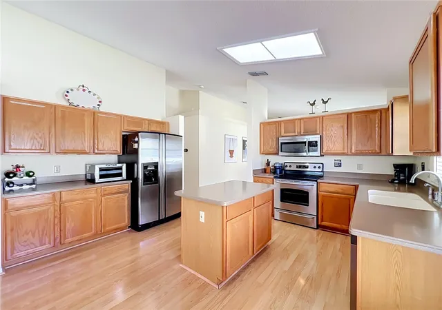 Photo 3 of Single family home for sale at 13343 Heron Cvs Dr, Orlando, FL 32837 | MLS# O6441523 | Listing updated on 2026-09-20