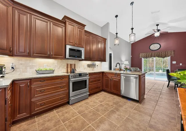 Photo 3 of Single family home for sale at 10223 Dean Point Pl, Orlando, FL 32825 | MLS# O6441526 | Listing updated on 2026-09-24