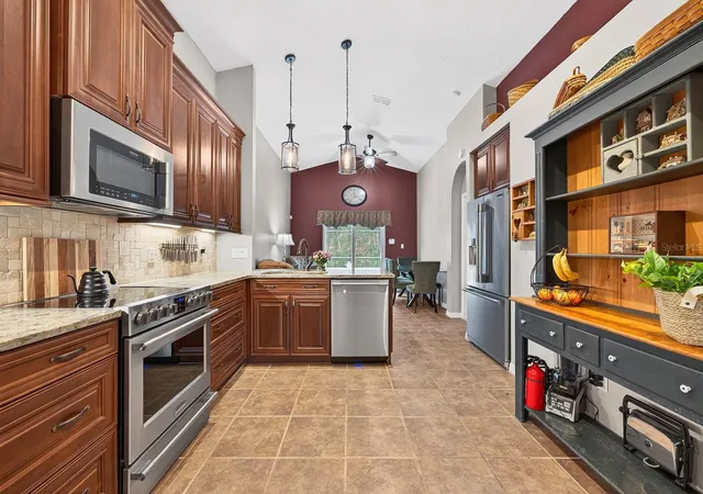 Photo 4 of Single family home for sale at 10223 Dean Point Pl, Orlando, FL 32825 | MLS# O6441526 | Listing updated on 2026-09-24