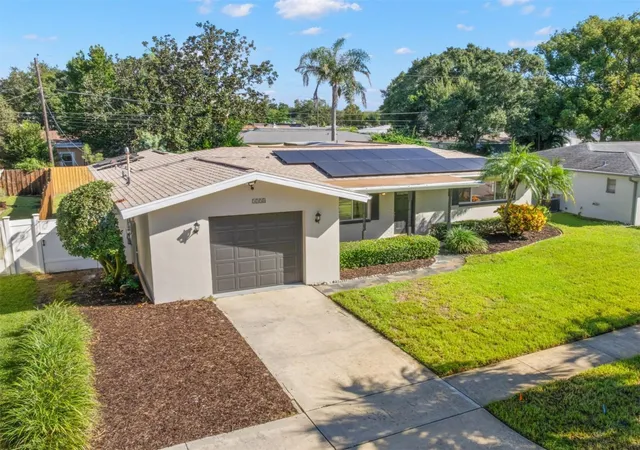 Photo 2 of Single family home for sale at 2254 Morningside Dr, Clearwater, FL 33764 | MLS# TB8548363 | Listing updated on 2026-09-23