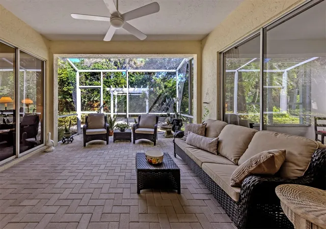Photo 4 of Single family home for sale at 554 Fallbrook Dr, Venice, FL 34292 | MLS# N6145754 | Listing updated on 2026-09-27