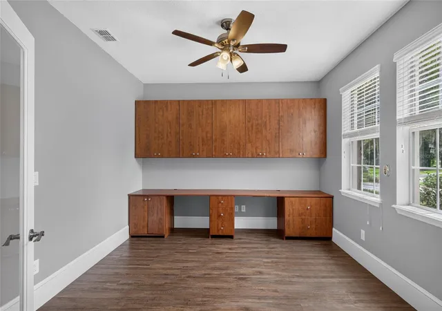 Photo 4 of Single family home for sale at 15718 Starling Dale Ln, Lithia, FL 33547 | MLS# TB8548367 | Listing updated on 2026-10-04
