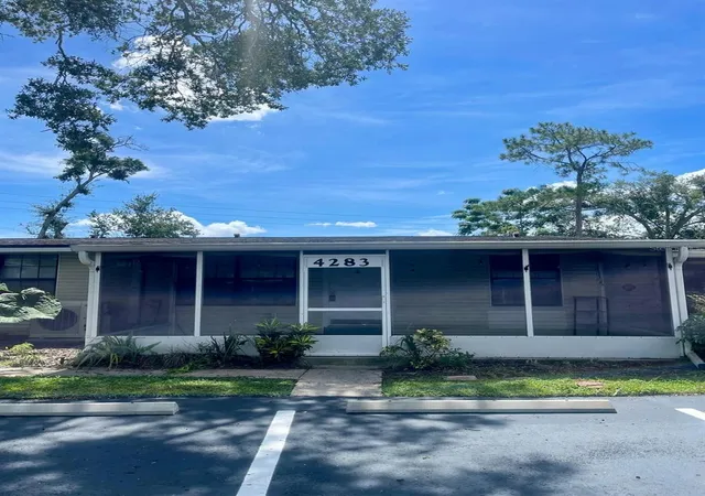 Photo 16 of Townhouse for sale at 4283 E Michigan St #4283, Orlando, FL 32812 | MLS# O6441530 | Listing updated on 2026-09-15
