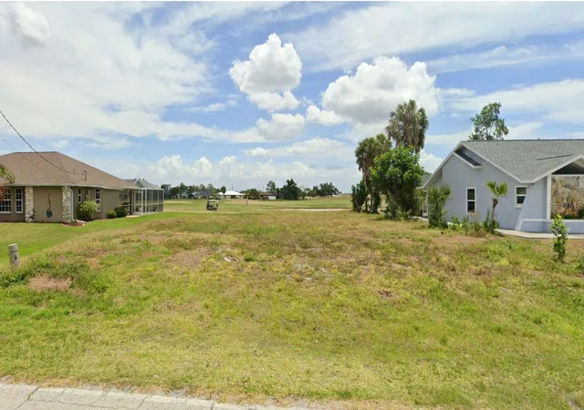 Photo 2 of Land for sale at 280 Rotonda Cir, Rotonda West, FL 33947 | MLS# D6148763 | Listing updated on 2026-09-19