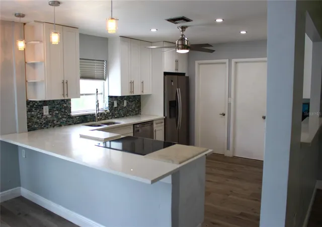 Photo 3 of Single family home for sale at 1931 Ramsey Dr, Lake Worth Beach, FL 33461 | MLS# O6441533 | Listing updated on 2026-09-23