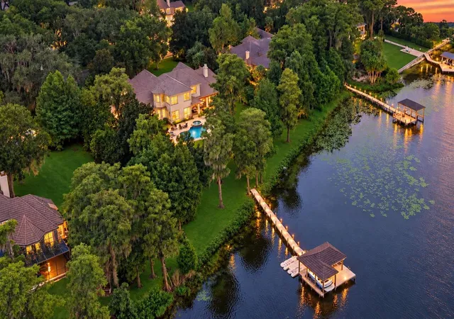 Photo 1 of Single family home for sale at 5115 Cranes Point Ct, Orlando, FL 32839 | MLS# O6441535 | Listing updated on 2026-09-30