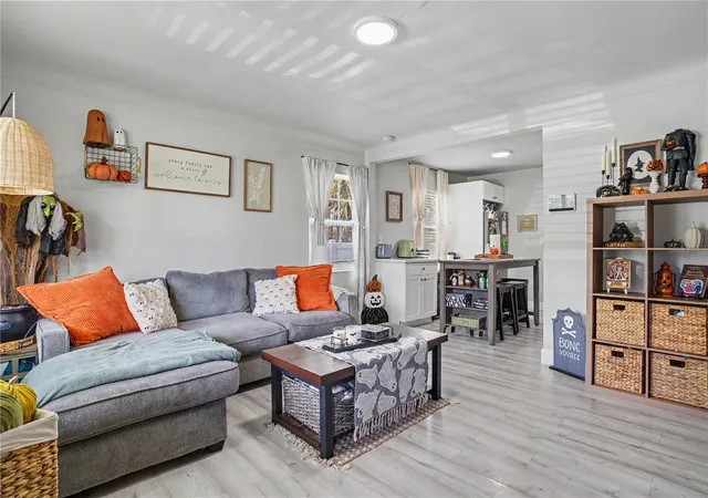 Photo 3 of Single family home for sale at 4811 12th Avenue S, Saint Petersburg, FL 33711 | MLS# TB8548371 | Listing updated on 2026-10-21