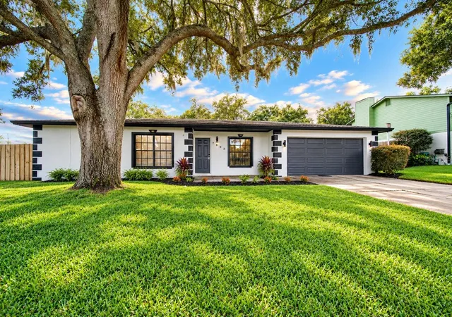 Single family home for sale at 7802 River Ridge Dr, TEMPLE TERRACE, FL 33637 | MLS# TB8548373