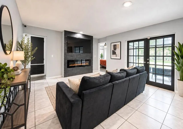 Photo 3 of Single family home for sale at 7802 River Ridge Dr, Temple Terrace, FL 33637 | MLS# TB8548373 | Listing updated on 2026-09-26