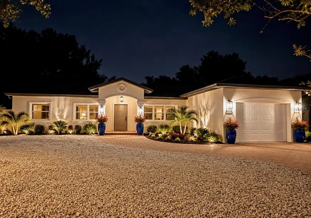Photo 2 of Single family home for sale at 1881 Orchid St, Sarasota, FL 34239 | MLS# A4705989 | Listing updated on 2026-10-03