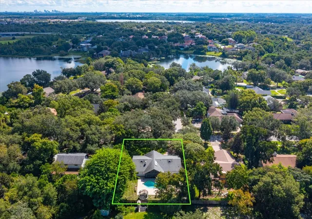 Photo 3 of Single family home for sale at 4314 Winnipeg Ct, Orlando, FL 32835 | MLS# O6441547 | Listing updated on 2026-09-15