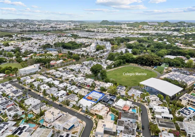 Photo 36 of Single family home for sale at N 19 Los Gavilanes, Guaynabo, PR 00969 | MLS# PR9124149 | Listing updated on 2026-09-14