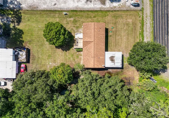 Photo 3 of Manufactured home for sale at 3003 Gerald Hall Rd, Plant City, FL 33566 | MLS# L4965046 | Listing updated on 2026-09-29