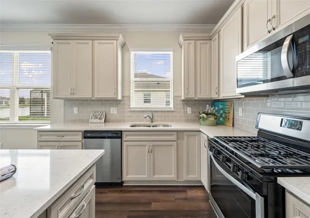 Photo 3 of Single family home for sale at 2984 Cherry Blossom Loop, Saint Cloud, FL 34771 | MLS# O6441555 | Listing updated on 2026-09-24