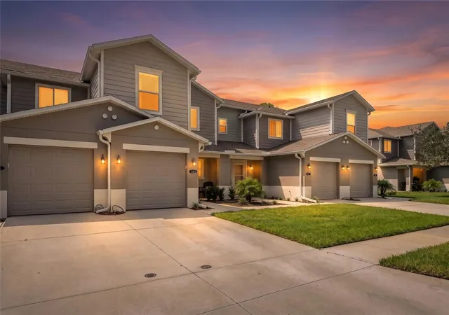 Photo 2 of Single family home for sale at 2666 Carthage Dr, New Smyrna Beach, FL 32168 | MLS# V4951268 | Listing updated on 2026-09-20