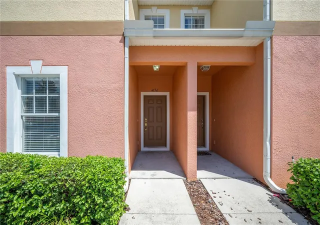 Photo 2 of Sale Pending at 4176 Shade Tree Ln, Lakeland, FL 33812 | MLS# L4965049 | Listing updated on 2026-09-24