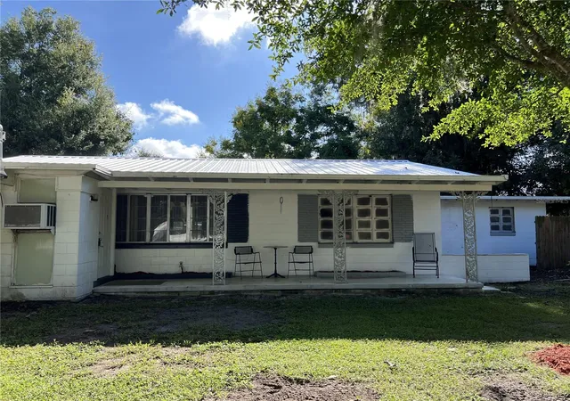 Photo 2 of Single family home for sale at 21 Lind Ave, Kissimmee, FL 34744 | MLS# S5157527 | Listing updated on 2026-10-02