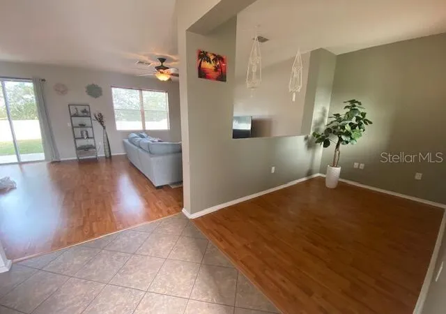 Photo 3 of Single family home for sale at 1681 Strathmore Cir, Mount Dora, FL 32757 | MLS# O6441570 | Listing updated on 2026-09-17