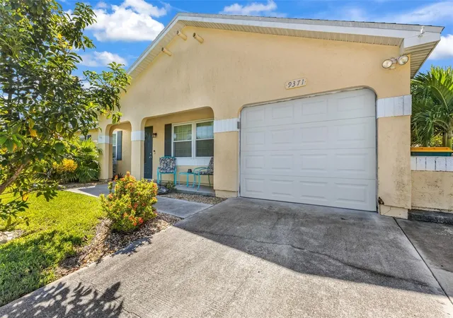 Photo 3 of Single family home for sale at 9371 Heartwellville Ave, Englewood, FL 34224 | MLS# C7530706 | Listing updated on 2026-10-09