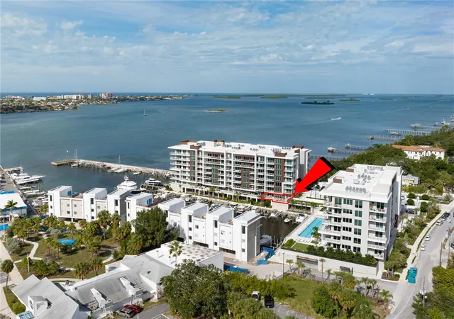 Photo 3 of Condo for sale at 920 N Osceola Ave #201, Clearwater, FL 33755 | MLS# TB8548397 | Listing updated on 2026-09-19