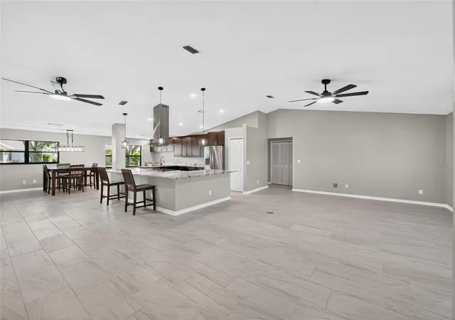 Photo 2 of Single family home for sale at 21506 Queen Anne Ct, Leesburg, FL 34748 | MLS# O6441580 | Listing updated on 2026-09-19