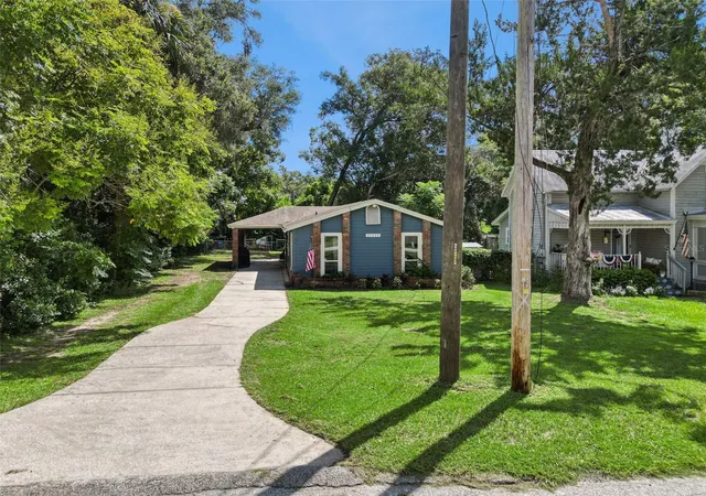 Photo 2 of Single family home for sale at 31434 Summit St, Sorrento, FL 32776 | MLS# O6441583 | Listing updated on 2026-09-17