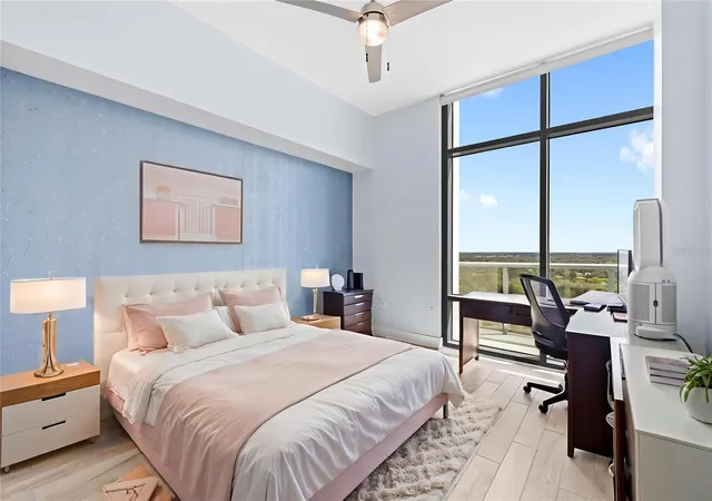 Photo 3 of Condo for sale at 260 S Osceola Ave #1611, Orlando, FL 32801 | MLS# O6441584 | Listing updated on 2026-09-23
