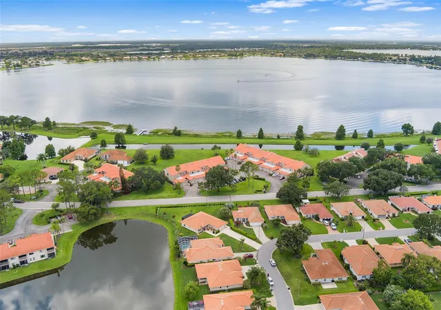 Condo for sale at 809 Magnolia Pl, WINTER HAVEN, FL 33884 | MLS# P4939887