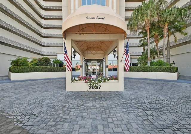 Listing Photo 4 - Condo for sale in building located at 2937 S Atlantic Ave, Daytona Beach, FL 32118 - Unit #1104