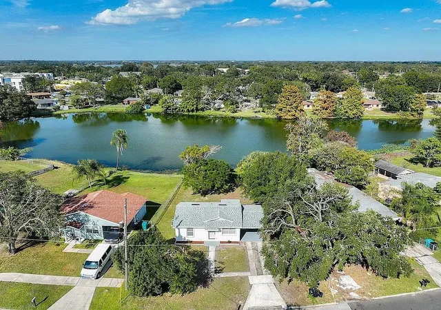 Photo 4 of Single family home for sale at 3811 Wilts St, Orlando, FL 32805 | MLS# O6441598 | Listing updated on 2026-10-05