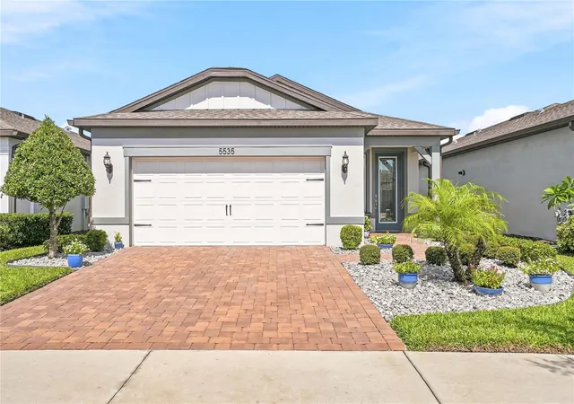Photo 1 of Single family home for sale at 5535 Blue Crush Bnd, Land O Lakes, FL 34638 | MLS# TB8548411 | Listing updated on 2026-10-20