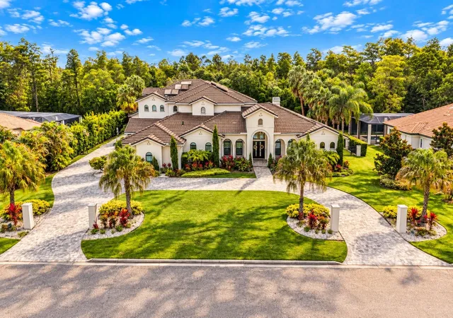 Photo 4 of Single family home for sale at 17032 Comunidad De Avila, Lutz, FL 33548 | MLS# TB8548412 | Listing updated on 2026-10-09