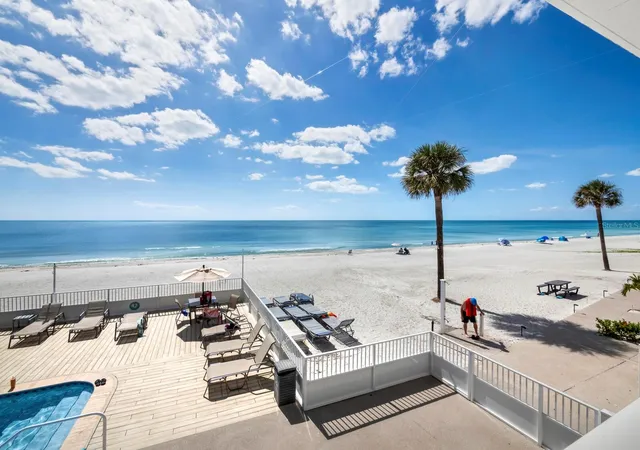 Photo 1 of Condo for sale at 3453 Gulf Of Mexico Dr #242, Longboat Key, FL 34228 | MLS# A4706004 | Listing updated on 2026-10-05