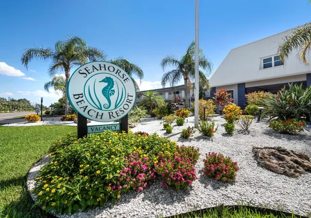 Photo 3 of Condo for sale at 3453 Gulf Of Mexico Dr #242, Longboat Key, FL 34228 | MLS# A4706004 | Listing updated on 2026-10-05