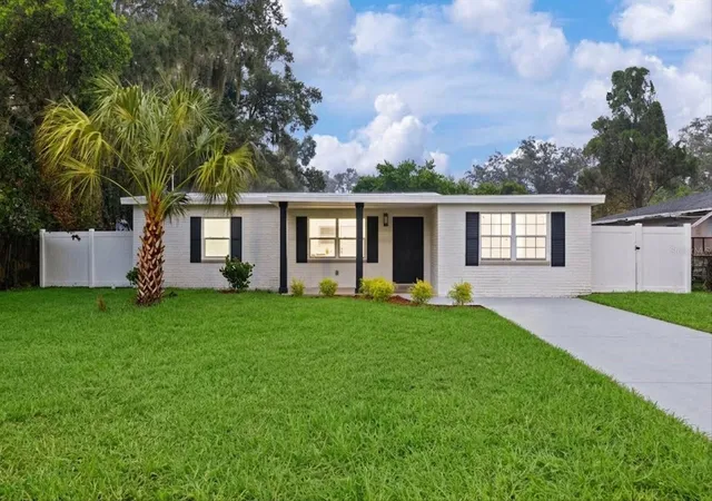 Single family home for sale at 3012 E Hanna Ave, TAMPA, FL 33610 | MLS# TB8548414