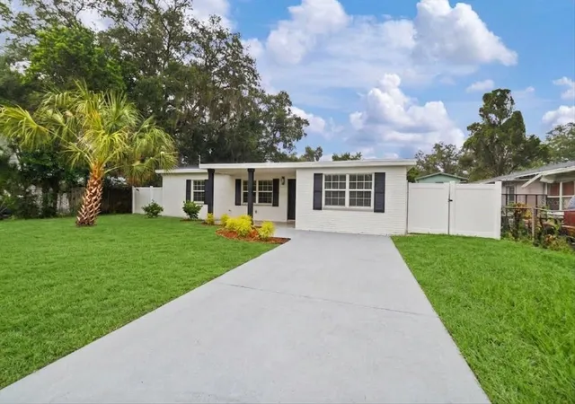 Photo 2 of Single family home for sale at 3012 E Hanna Ave, Tampa, FL 33610 | MLS# TB8548414 | Listing updated on 2026-09-15