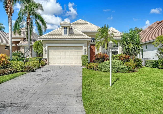 Photo 3 of Single family home for sale at 6734 Pebble Beach Way, Lakewood Ranch, FL 34202 | MLS# A4706007 | Listing updated on 2026-09-25
