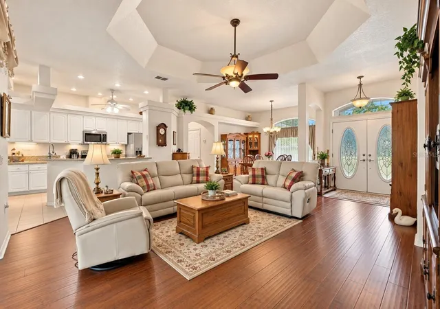 Photo 4 of Single family home for sale at 7420 Nightwalker Rd, Weeki Wachee, FL 34613 | MLS# W7889501 | Listing updated on 2026-10-01
