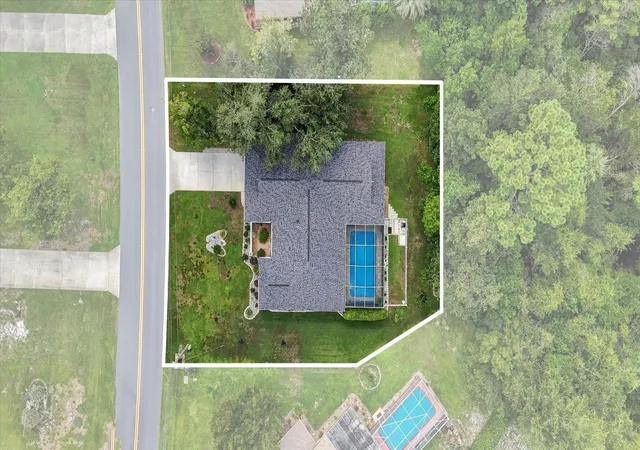 Photo 3 of Single family home for sale at 69 Pine St, Homosassa, FL 34446 | MLS# C7530711 | Listing updated on 2026-09-16