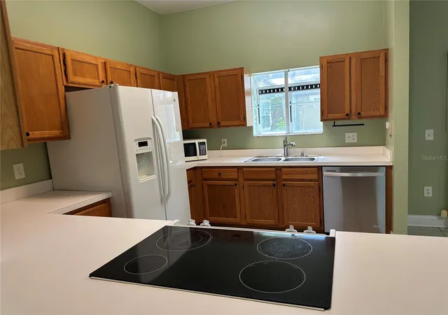 Photo 2 of Townhouse for sale at 5226 Sw 97th Way, Gainesville, FL 32608 | MLS# GC543508 | Listing updated on 2026-09-16