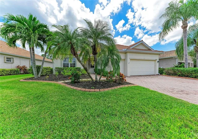 Photo 1 of Single family home for sale at 11794 Granite Woods Loop, Venice, FL 34292 | MLS# A4706010 | Listing updated on 2026-10-15
