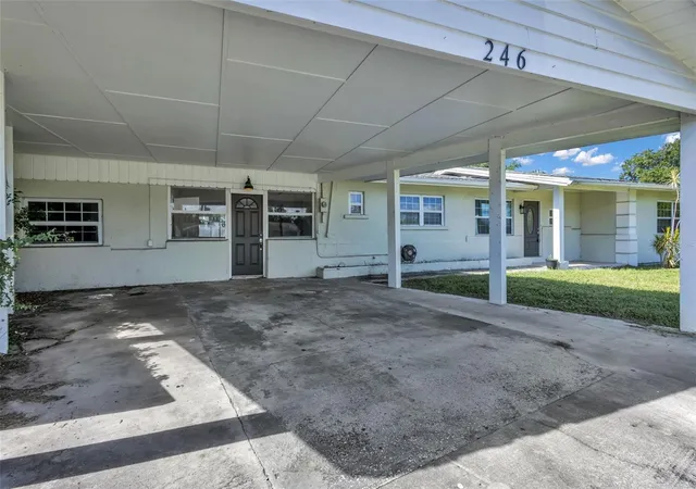 Photo 1 of Single family home for sale at 246 Magellan Dr, Sarasota, FL 34243 | MLS# A4706012 | Listing updated on 2026-09-21