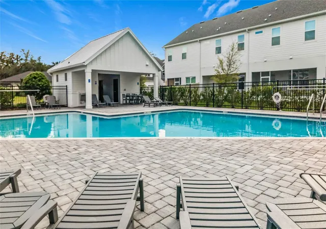 Photo 3 of Townhouse for sale at 1430 Brookdale Ct, Oviedo, FL 32765 | MLS# O6441618 | Listing updated on 2026-10-06