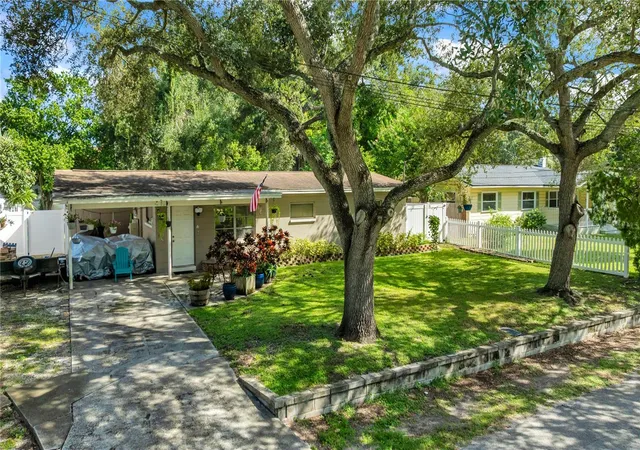 Photo 2 of Single family home for sale at 1104 E Lambright St, Tampa, FL 33604 | MLS# TB8548459 | Listing updated on 2026-10-07
