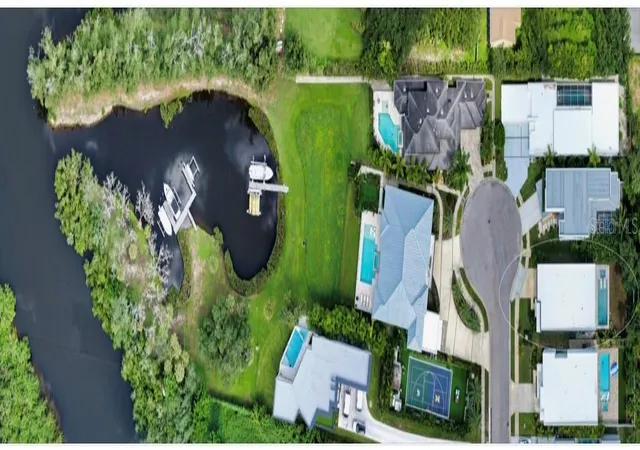 Photo 33 of Single family home for sale at 4726 Rivetta Ct, SARASOTA, FL 34231 | MLS# A4706019 | Listing updated on 2026-09-30