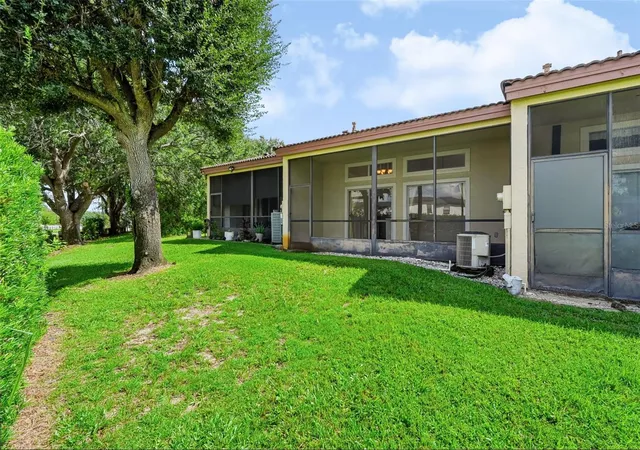 Photo 3 of Townhouse for sale at 3176 Tamarind Cir #19, Kissimmee, FL 34747 | MLS# TB8548462 | Listing updated on 2026-09-17