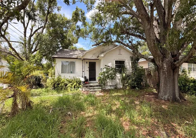 Photo 1 of Single family home for sale at 4955 5th Avenue S, Saint Petersburg, FL 33707 | MLS# O6441641 | Listing updated on 2026-09-15