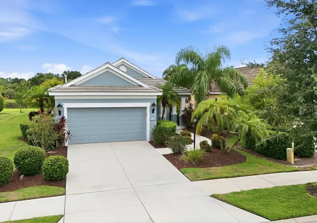 Photo 2 of Single family home for sale at 12676 Sagewood Dr, Venice, FL 34293 | MLS# N6145760 | Listing updated on 2026-10-15