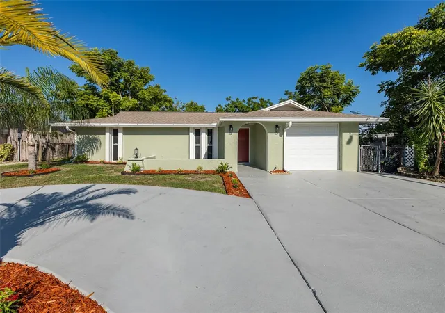 Photo 2 of Single family home for sale at 11611 Newell Dr, Port Richey, FL 34668 | MLS# TB8548467 | Listing updated on 2026-09-25